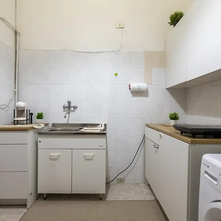 Apartment Loft Cialdini 21